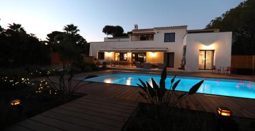 Villa Spa & Piscine chauffée à 5' Plage & Village naturiste
