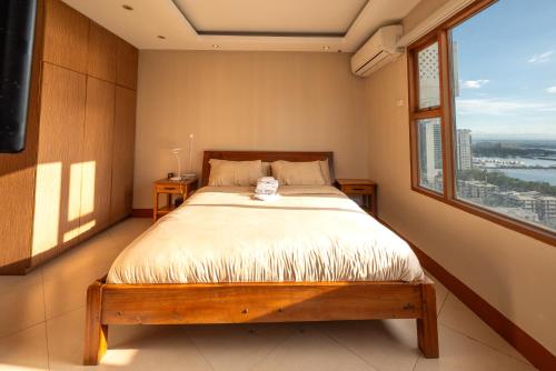 STAYLUXIA MANILABAYVIEW - FEATURING 1 - 5 BEDROOM SUITES WITH BALCONY POOL BAYVIEWS NETFLIX - Housekeeping Available-, Manila (fotografie 9)