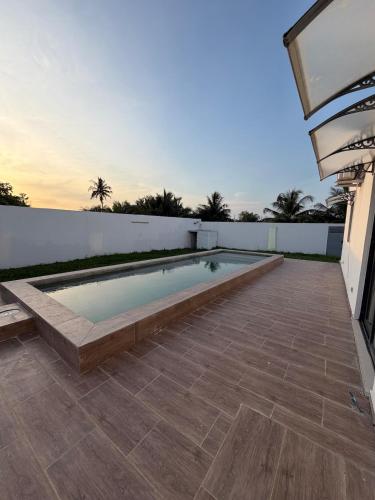 Villa NOOBE Luxe, piscine privée et sérénité – khách sạn tại Jacqueville