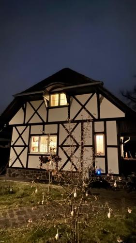 Cottage - Kleine alte Villa am See in Bestensee, Deutschland