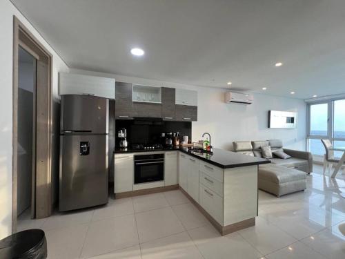 Palmetto Sunset Ocean Front Cartagena Laguito 2904