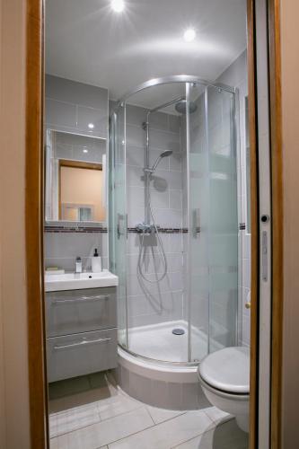 1 Bedroom Next To Champs Elysees - Salle Pleyel