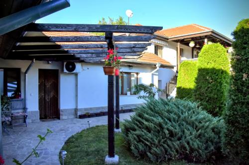 Viesnīcas āriene, Guest house Zlateya in Madara
