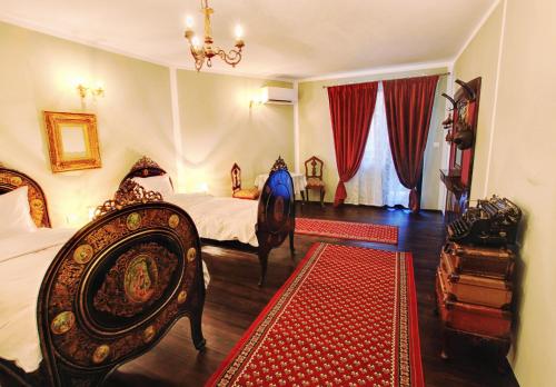 Deluxe Twin Room room in Hotel Evmolpia