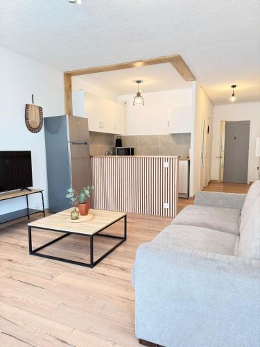 Apartment 6 minutes from Monaco train station