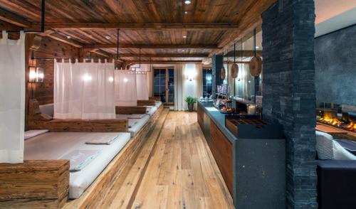 Relais and Chateaux Spa Hotel Jagdhof - image 5