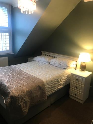 1 double bed