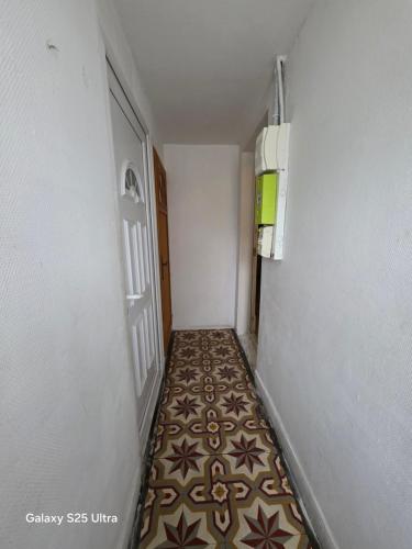 2e PR0 1room in Le Blanc-Mesnil