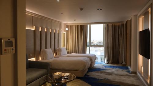 room detail thumbnail 0