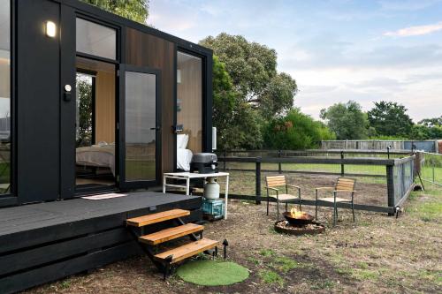 QueensFerry Farm by the Bay by Tiny Away in Grantville