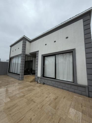 Unique modern private villa near Nakhchivan International Airport – khách sạn tại Naxcıvan