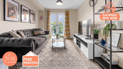 2 Bed City Centre Flat Balcony Free Parking, Manchester