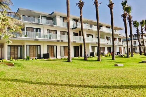C15 Orchid Waterfront Apartment in Bijilo