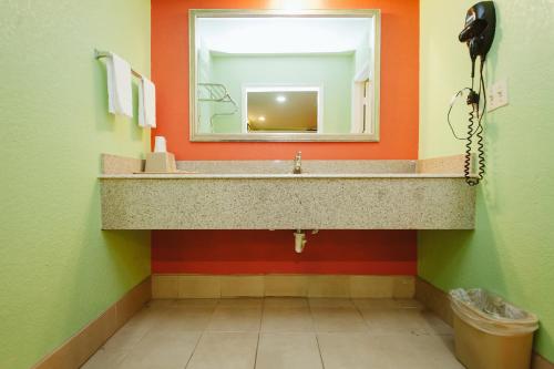 REGENCY INN - CHANNELVIEW
