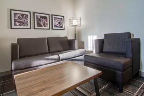 Comfort Suites Newport News Airport - image 19