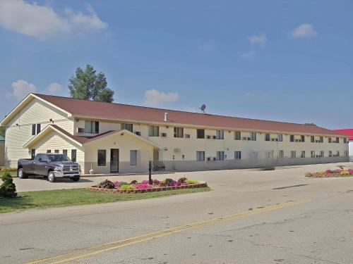 Rodeway Inn in Elkhart, USA