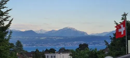 2BR Appart confortable - Fast WiFi - Swiss Tech - EPFL - la RTS - l'UNIL - parking in Ecublens, Schweiz