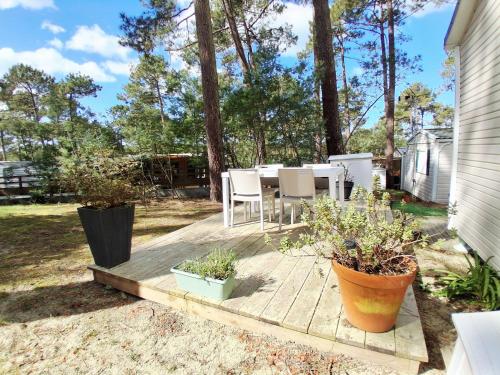 CAMPING Les EMBRUNS - 4 ETOILES