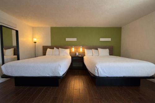 Motel 6 - Downtown Monterey - image 23