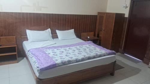 Hotel Silver Dragon, NK Darranga