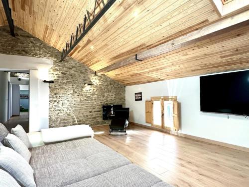 Cal Joanet allotjament a Err, Cerdanya, Puigcerdà (Cal Joanet allotjament a Err, Cerdanya, Puigcerda) in Eyne ciems