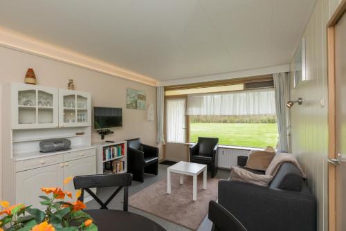  Welcome in - Appartement dichtbij het strand, met fietsenberging en ruim terras in Vlissingen