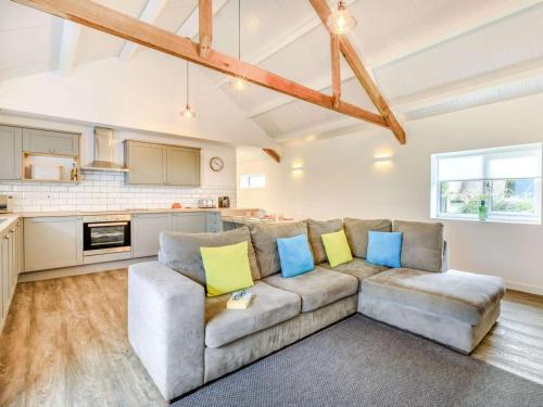 Seadmed, 2 Bed in Barnstaple oc-60443 in West Down
