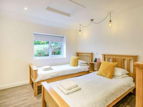 Seadmed, 2 Bed in Barnstaple oc-60443 in West Down