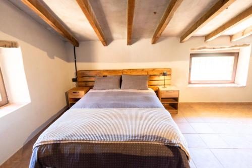 Catalunya Casas Countryside Delight between Girona and France in Sant Iscle de Colltort