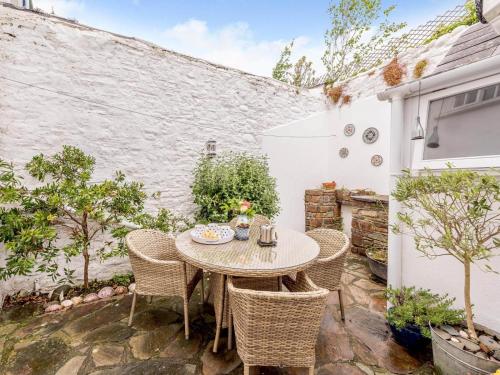 2 Bed in Bideford oc-trqct, Appledore