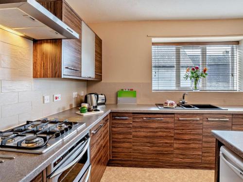 Oprema, 3 Bed in Brecon oc-bn304 in Brecon center