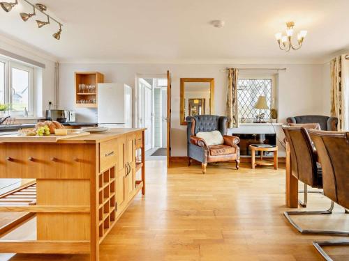 5 Bed in Bow Street oc-95994 gîte à louer Castell Gwallter