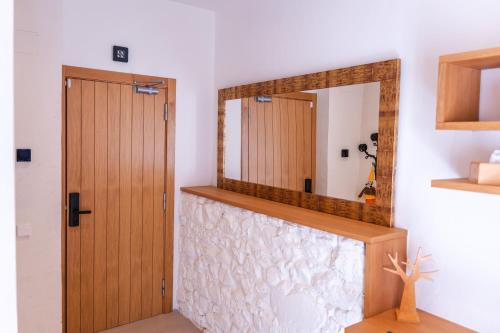 Hotel Boutique Monells Summum in Monells