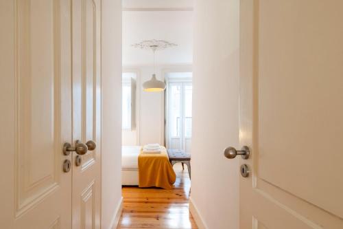 ALTIDO New and Trendy 2-bed flat with seaview in Lapa - image 10