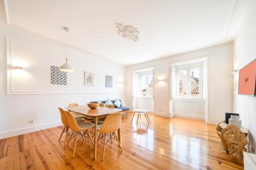 ALTIDO New and Trendy 2-bed flat with seaview in Lapa - image 5