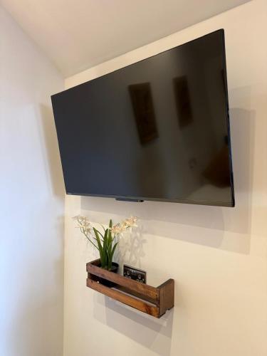 Studio D - Newly renovated private 1 bed studio near Trent Bridge Cricket Ground and National Water  in 加姆斯頓
