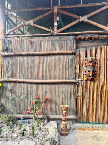 Malinche Cafe Coba - Manuel Antonio Ay
