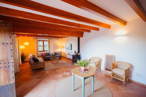 บริการและสิ่งอำนวยความสะดวก, Villa renovada vista al mar y piscina climatizada in เดยา