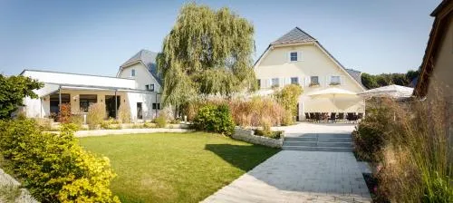 Ringhotel Landhaus Nicolai "Hotel Garni" in Lohmen, Deutschland