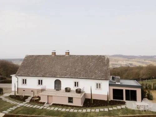 Exklusives Ferienhaus in Alleinlage mit privater Sauna - La petite maison in Straden, Österreich
