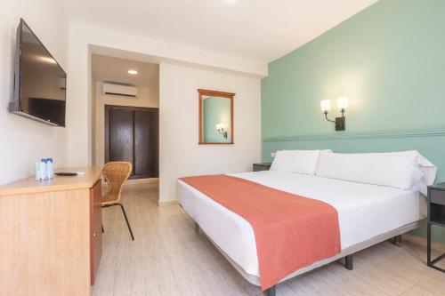 BLUESEA Miramar Fuengirola Room Type - Twin Room