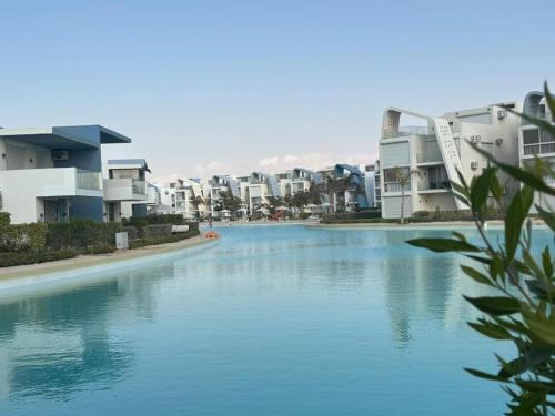 Lagoon view 3 bedroom with garden in fouka bay CL6-TW2-AG in Zawiyat Ailat Nuh