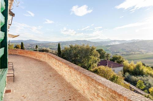 Residence with breathtaking views in the medieval village in Fratte Rosa