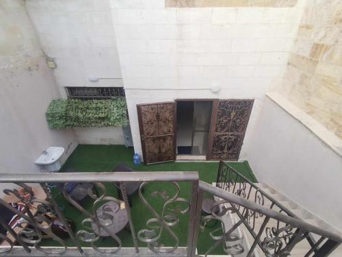Romantic charming apartment near University Street 100 m nearly amoung the center of public tranport in Al Jizah