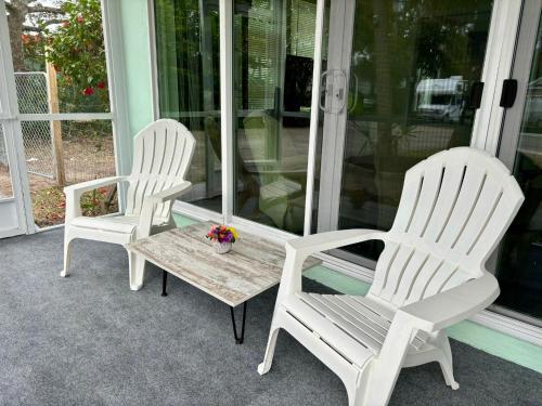 Facilities, Ocean Breeze Cottage 3 Bedroom House in Other