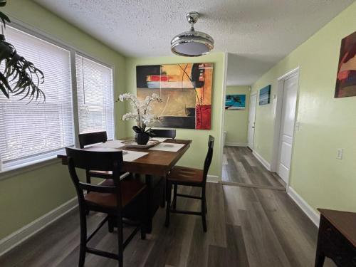 Facilities, Ocean Breeze Cottage 3 Bedroom House in Other