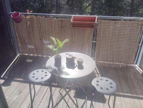 Magnifiques T2 calme ensoleillee in Les Trois-Lucs