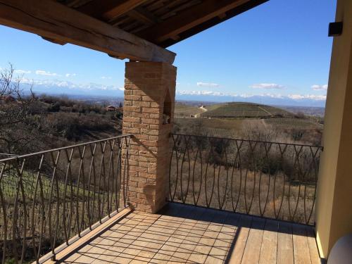 Panoramic villa on the hills of the Langhe among the vineyards large swimming pool in Farigliano