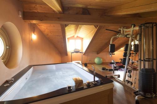 Panoramic villa on the hills of the Langhe among the vineyards large swimming pool in Farigliano