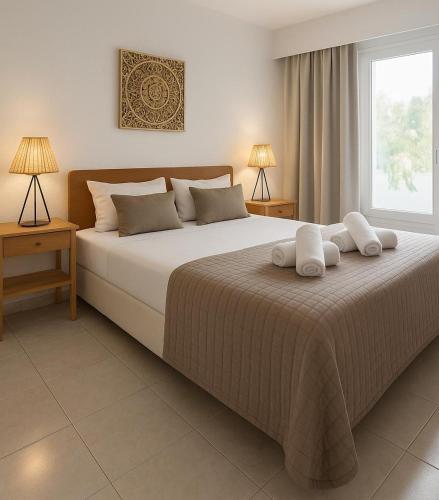 Nice with 2 rooms and pool